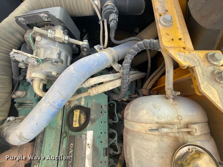 image for item IX9693 Volvo ECR145CL  excavator