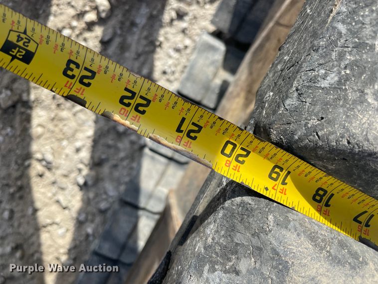 image for item IX9693 Volvo ECR145CL  excavator