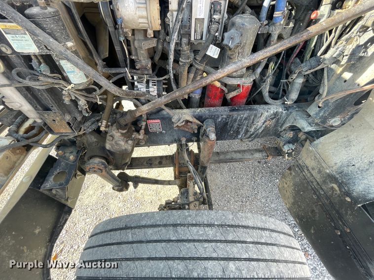 image for item IX9697 2004 Mack CH613  dump truck