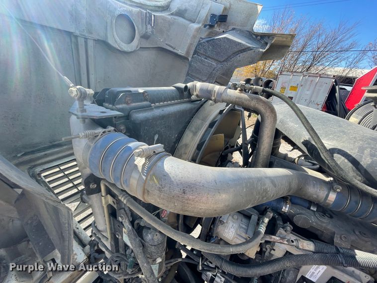 image for item IX9697 2004 Mack CH613  dump truck