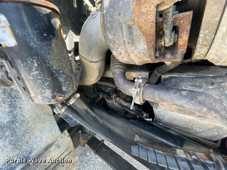 image for item IX9697 2004 Mack CH613  dump truck