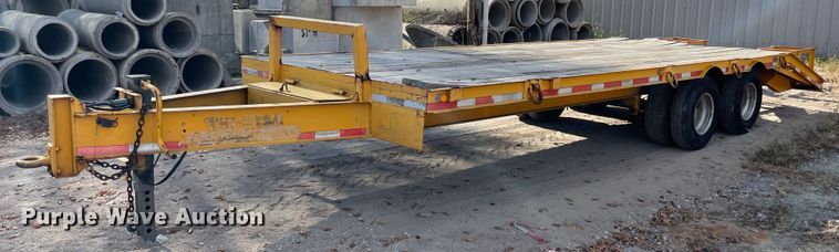 image for item IX9698 1995 Carrier King  equipment trailer