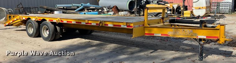 image for item IX9698 1995 Carrier King  equipment trailer