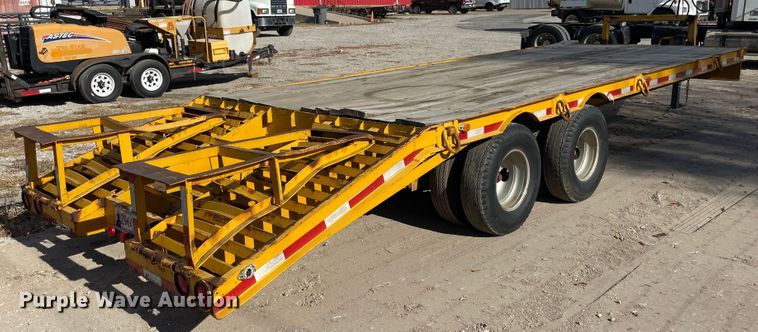 image for item IX9698 1995 Carrier King  equipment trailer