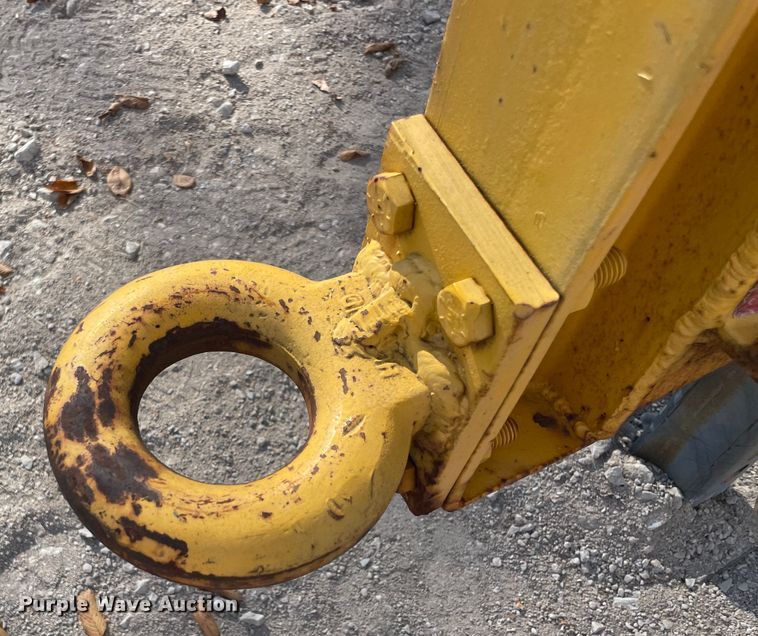 image for item IX9698 1995 Carrier King  equipment trailer