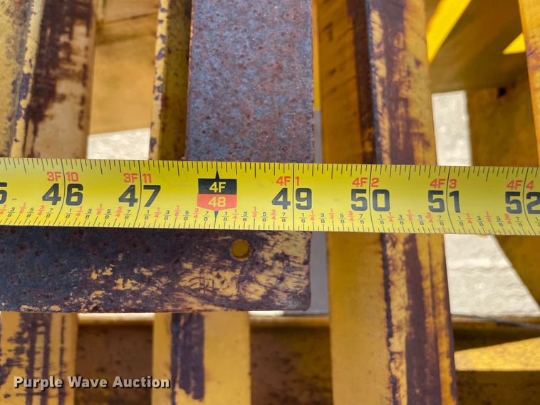 image for item IX9698 1995 Carrier King  equipment trailer