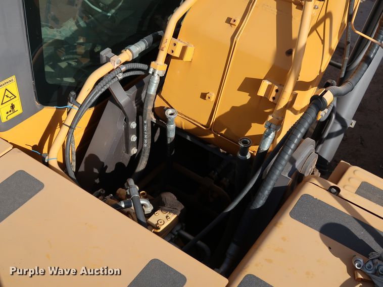 image for item IY9010 2016 Sany SY235C-LC  excavator