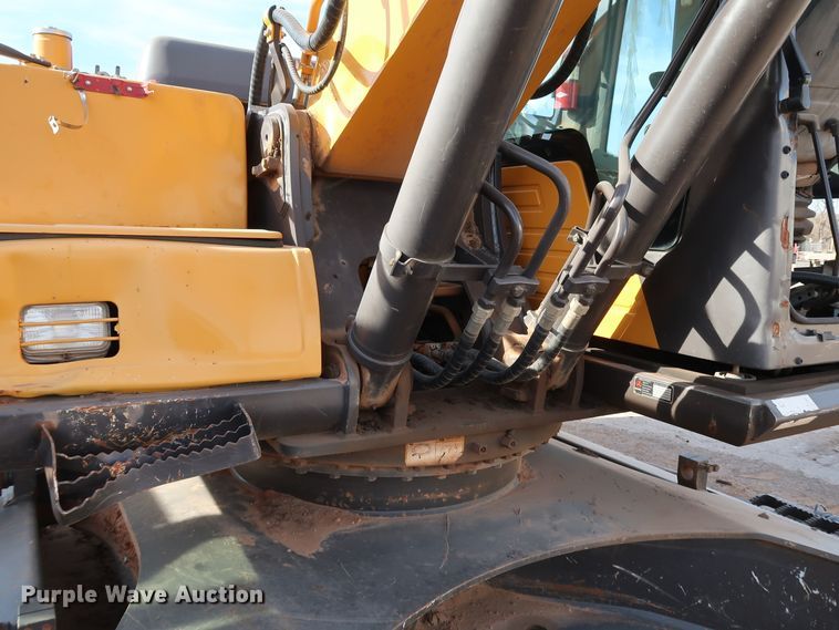 image for item IY9010 2016 Sany SY235C-LC  excavator