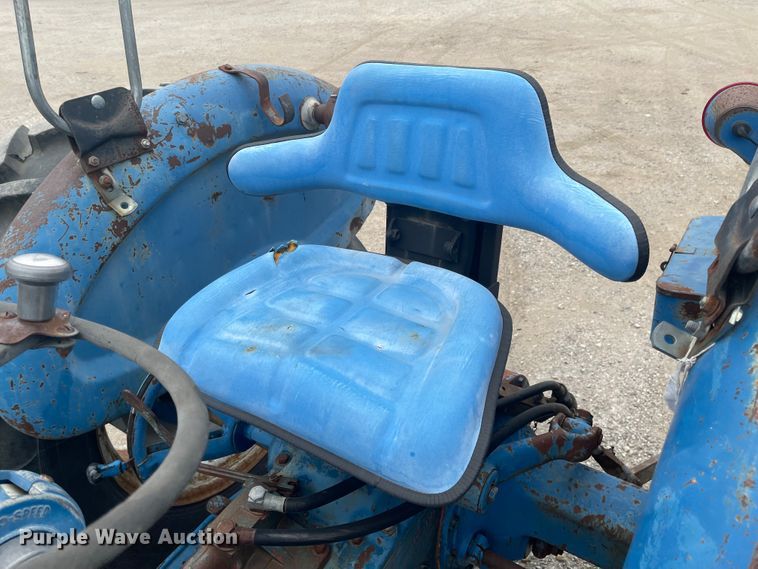 image for item IY9802 Ford 3000  tractor