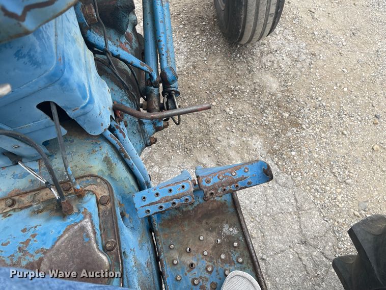 image for item IY9802 Ford 3000  tractor