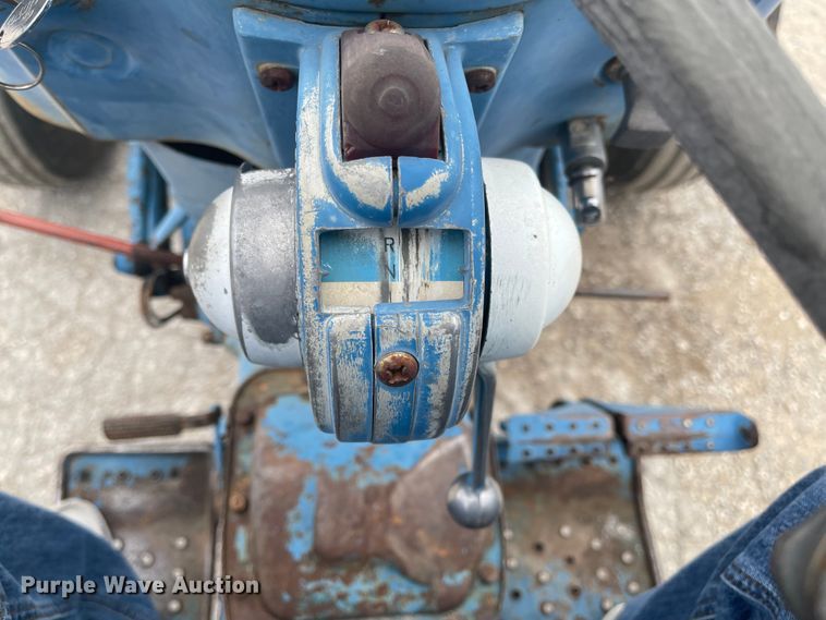 image for item IY9802 Ford 3000  tractor