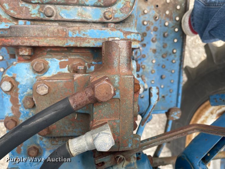 image for item IY9802 Ford 3000  tractor