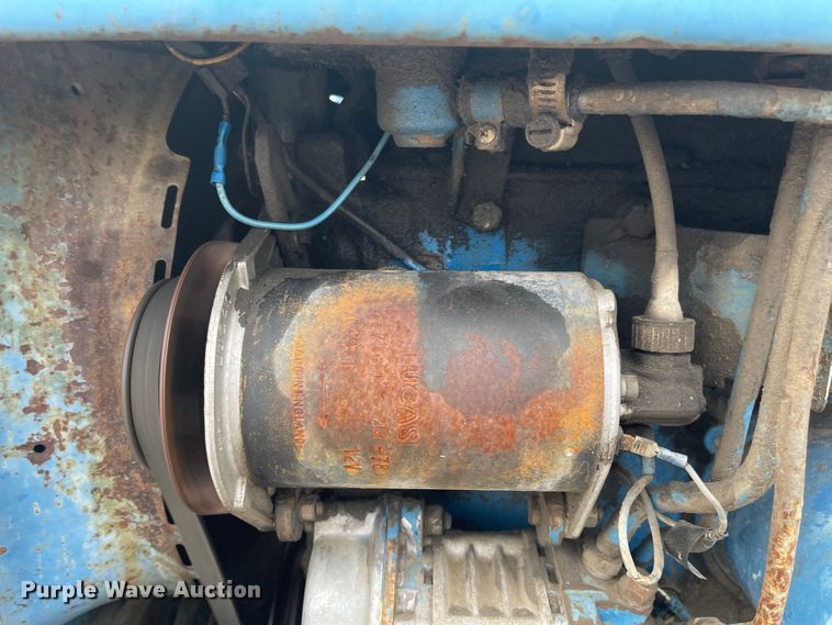 image for item IY9802 Ford 3000  tractor