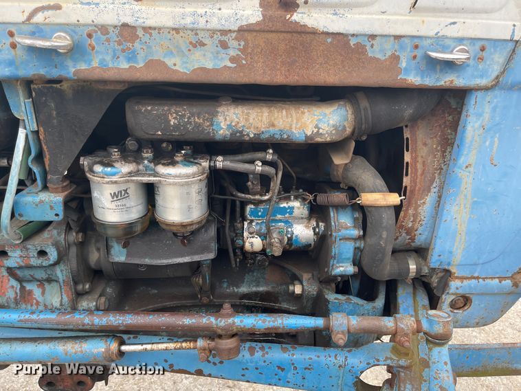 image for item IY9802 Ford 3000  tractor