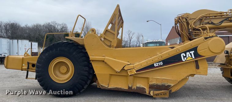 image for item IY9803 2006 Caterpillar 621G  scraper