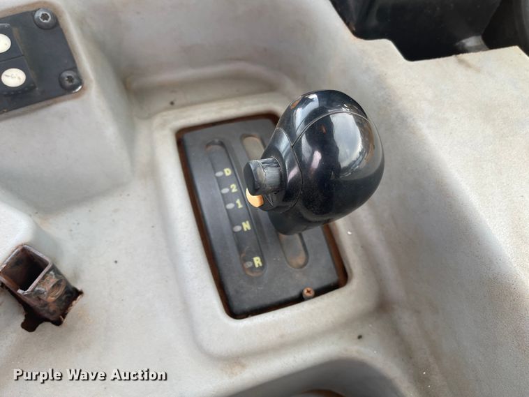 image for item IY9803 2006 Caterpillar 621G  scraper