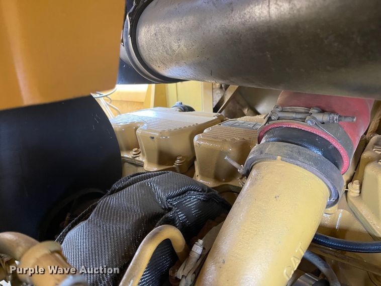 image for item IY9803 2006 Caterpillar 621G  scraper