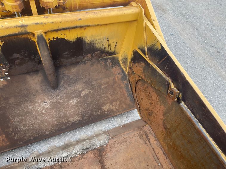 image for item IY9803 2006 Caterpillar 621G  scraper