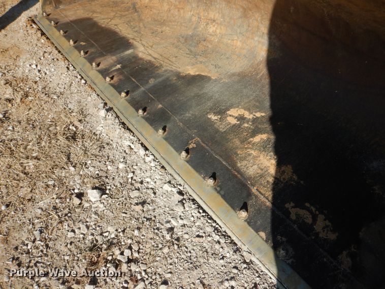 image for item JD9481 2004 Komatsu WB140-2N  backhoe