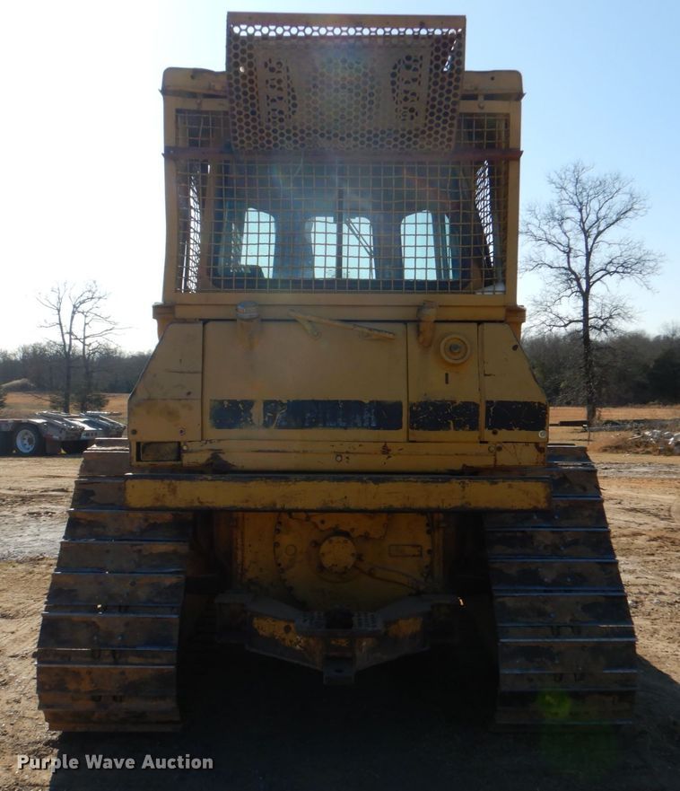 image for item JD9482 1991 Caterpillar D4H  dozer