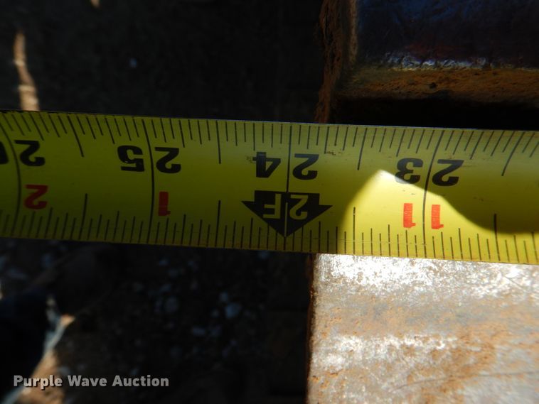 image for item JD9482 1991 Caterpillar D4H  dozer