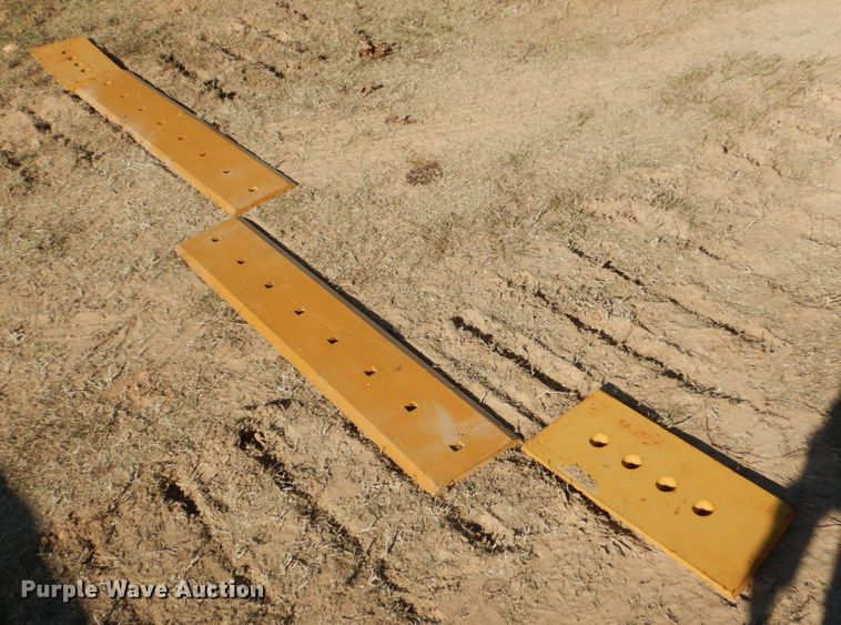 image for item JD9482 1991 Caterpillar D4H  dozer