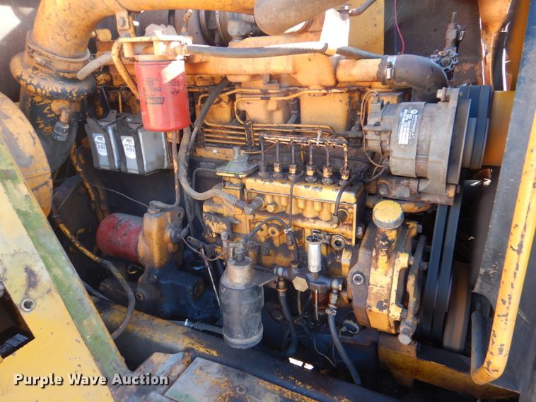 image for item JD9486 John Deere 762  elevating scraper