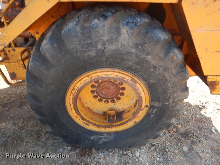 image for item JD9486 John Deere 762  elevating scraper