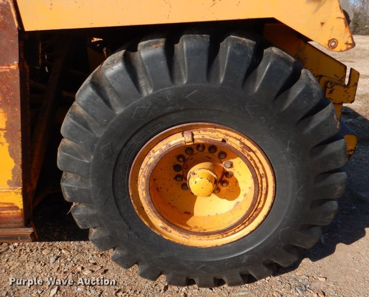 image for item JD9486 John Deere 762  elevating scraper