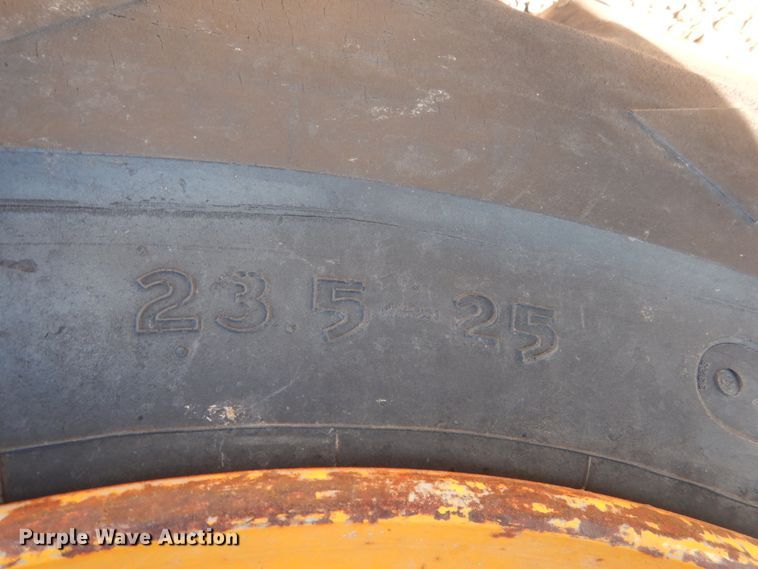 image for item JD9486 John Deere 762  elevating scraper