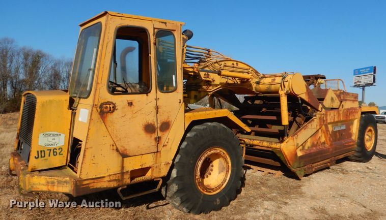 image for item JD9487 1976 John Deere 762  elevating scraper