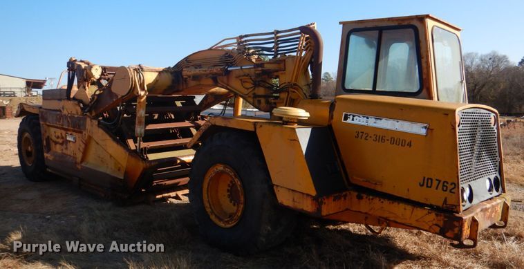 image for item JD9487 1976 John Deere 762  elevating scraper