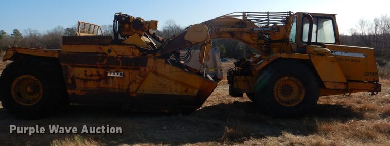 image for item JD9487 1976 John Deere 762  elevating scraper