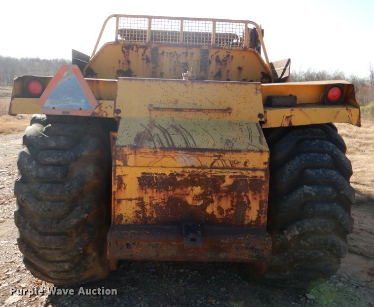 image for item JD9487 1976 John Deere 762  elevating scraper