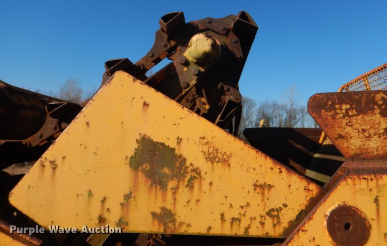 image for item JD9487 1976 John Deere 762  elevating scraper