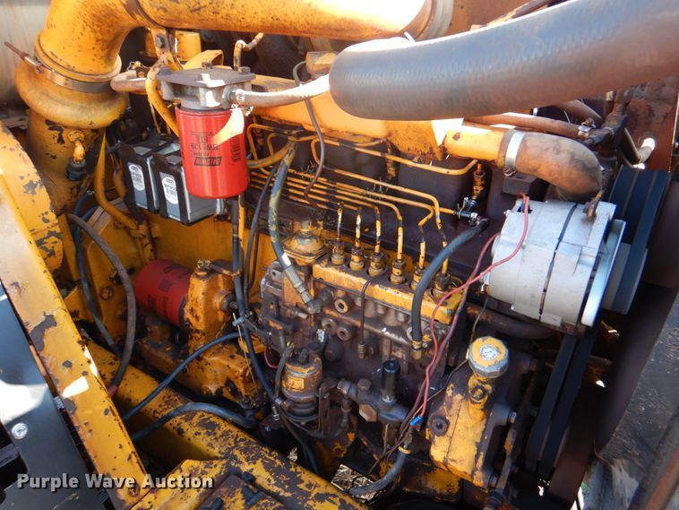 image for item JD9487 1976 John Deere 762  elevating scraper