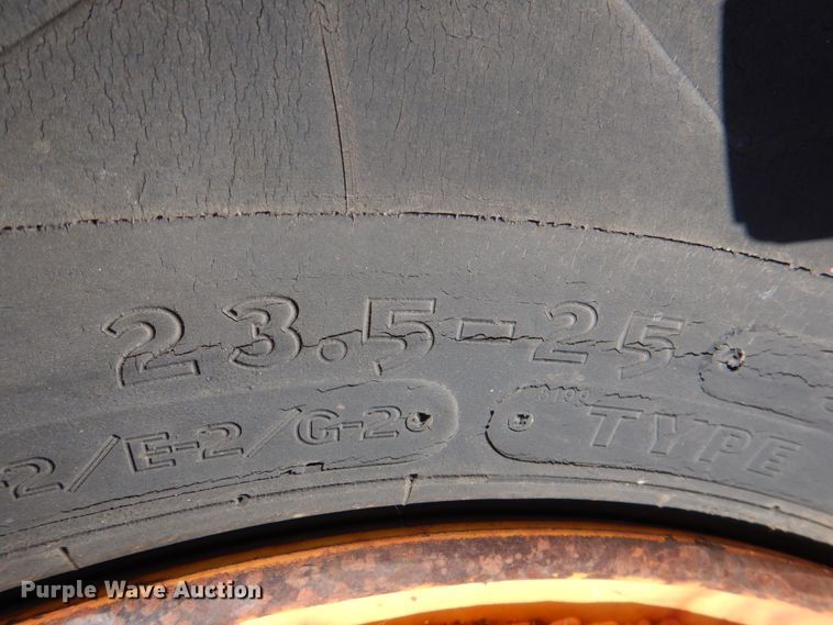 image for item JD9487 1976 John Deere 762  elevating scraper