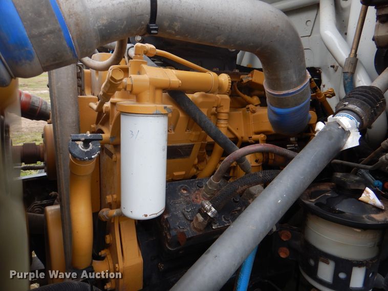 image for item JD9488 2006 Ford F750 Super Duty XLT  fuel truck