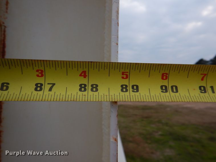 image for item JD9488 2006 Ford F750 Super Duty XLT  fuel truck