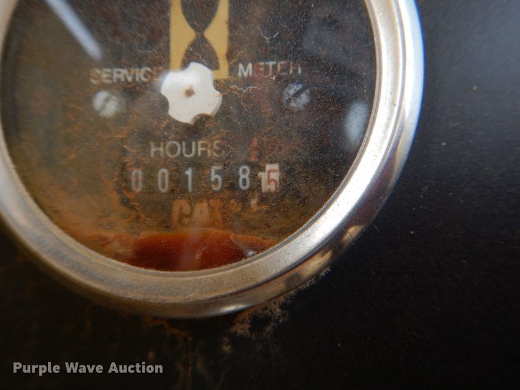 image for item JD9501 1985 Caterpillar D6D  dozer