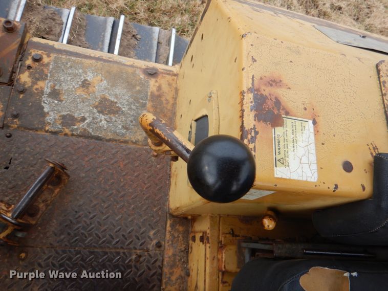 image for item JD9501 1985 Caterpillar D6D  dozer