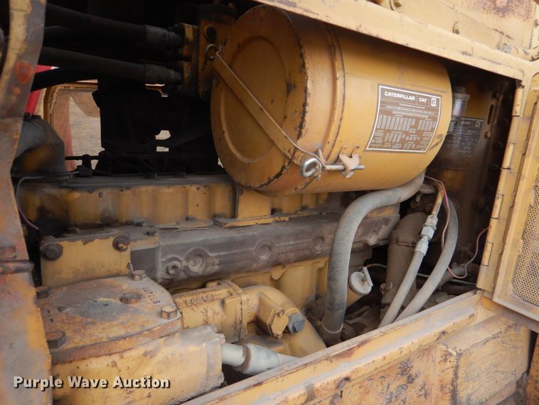 image for item JD9501 1985 Caterpillar D6D  dozer