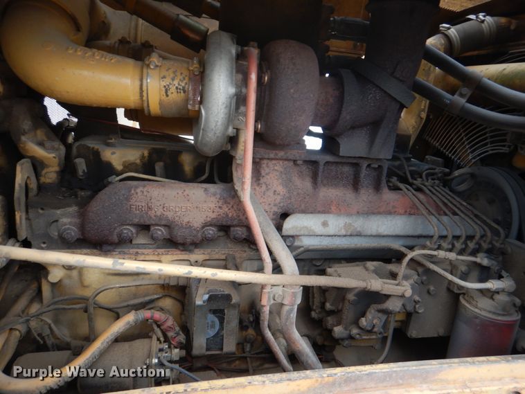 image for item JD9501 1985 Caterpillar D6D  dozer