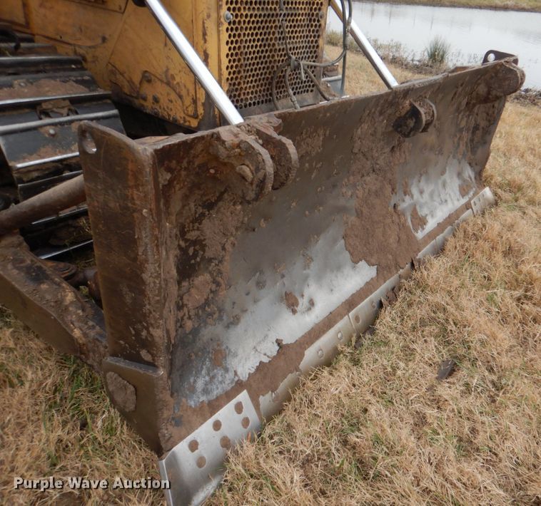 image for item JD9501 1985 Caterpillar D6D  dozer