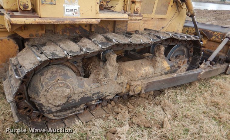 image for item JD9501 1985 Caterpillar D6D  dozer