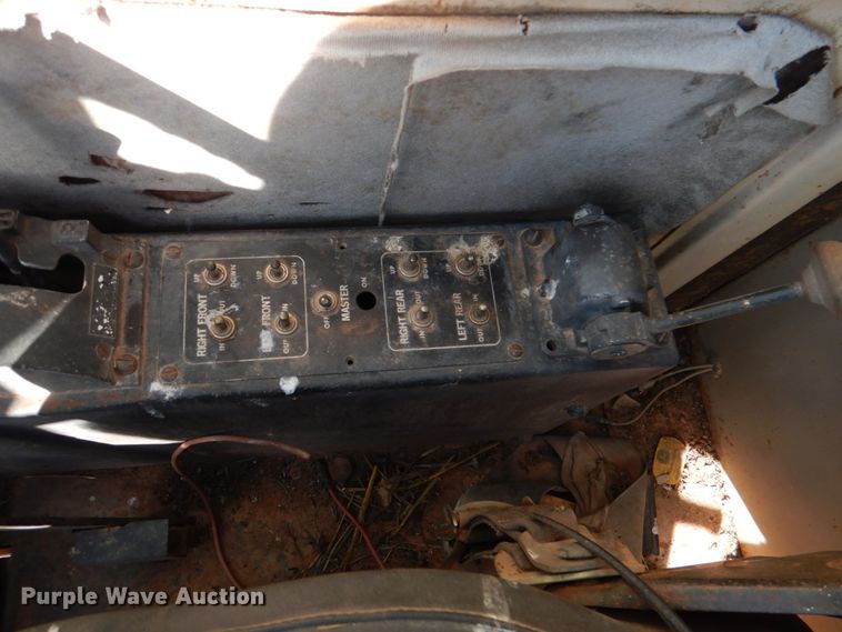 image for item JD9526 P&H Omega 20-20  crane