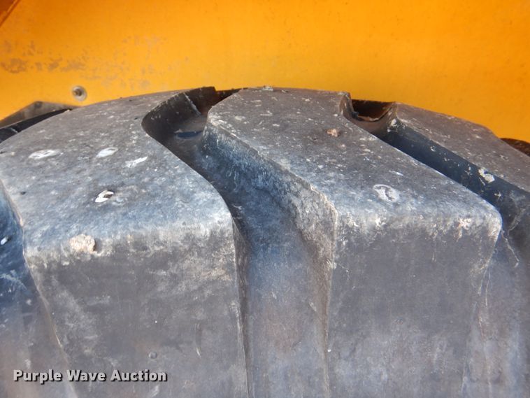 image for item JD9526 P&H Omega 20-20  crane