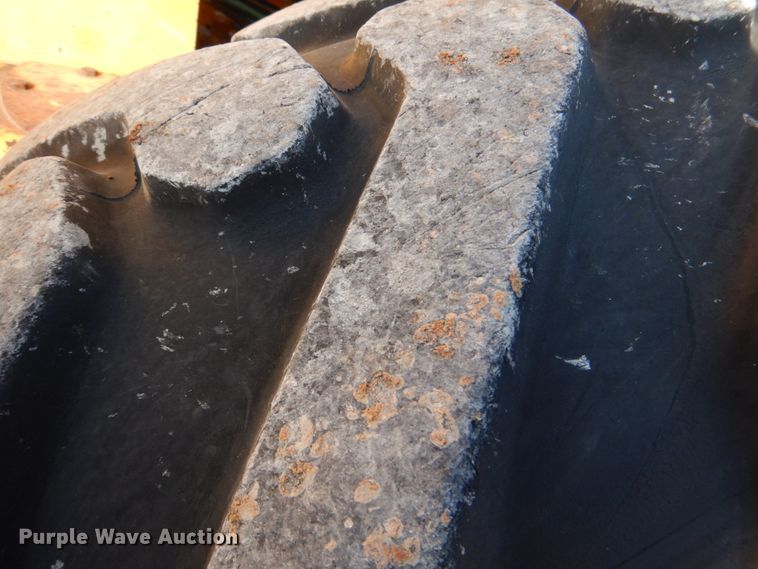 image for item JD9532 1990 John Deere 670B  motor grader