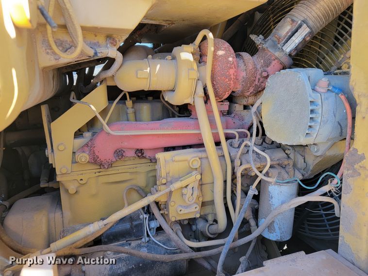 image for item JE9171 Caterpillar 963  track loader