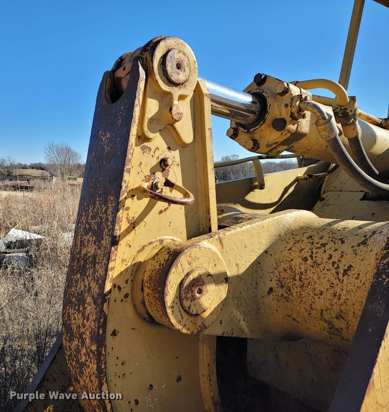 image for item JE9171 Caterpillar 963  track loader